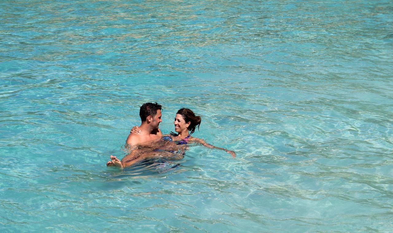 Carimar Beach Club Meads Bay Bagian luar foto