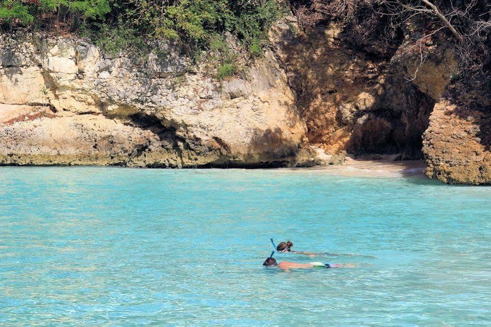 Carimar Beach Club Meads Bay Bagian luar foto